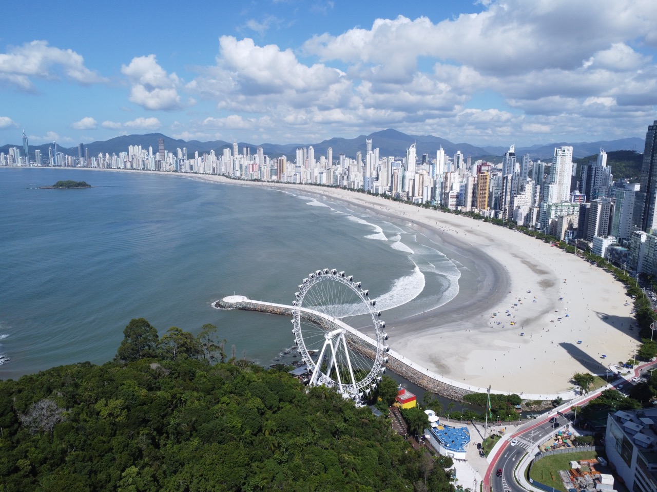 BALNEÁRIO CAMBORIÚ: MELHOR CIDADE DE PRAIA DO BRASIL