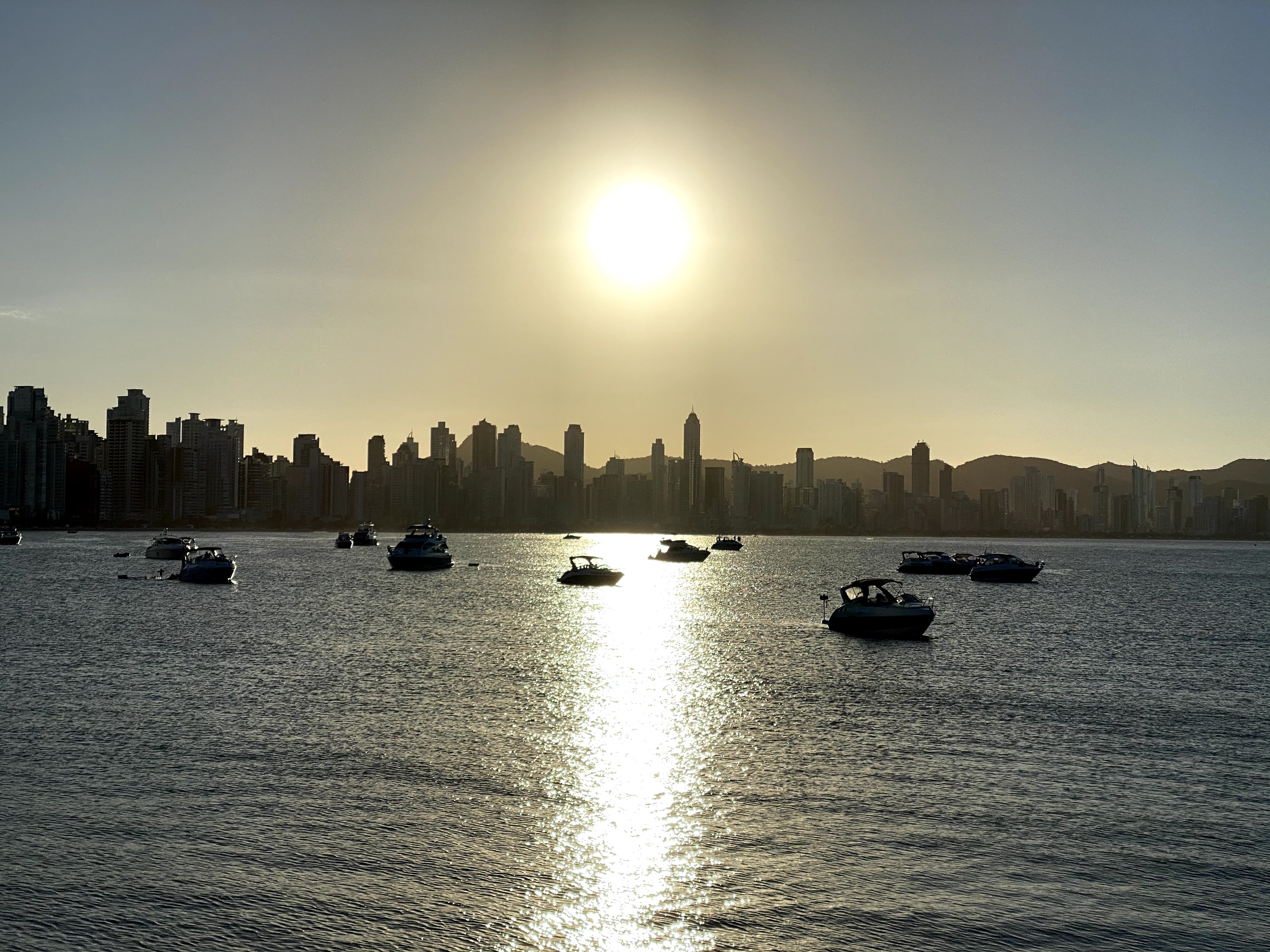 05 CURIOSIDADES SOBRE BALNEÁRIO CAMBORIÚ